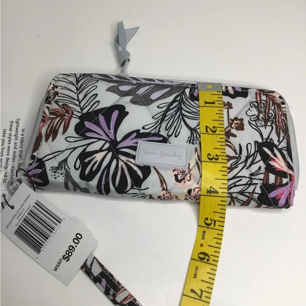 Vera Bradley RFID Accordion Wristlet